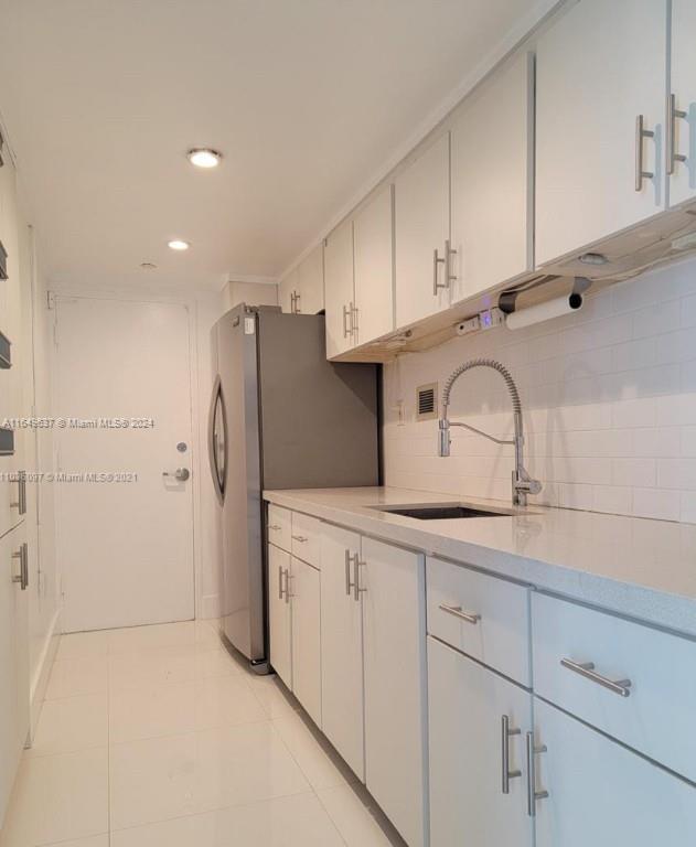 MIRADOR 1000 CONDO - Residential Lease