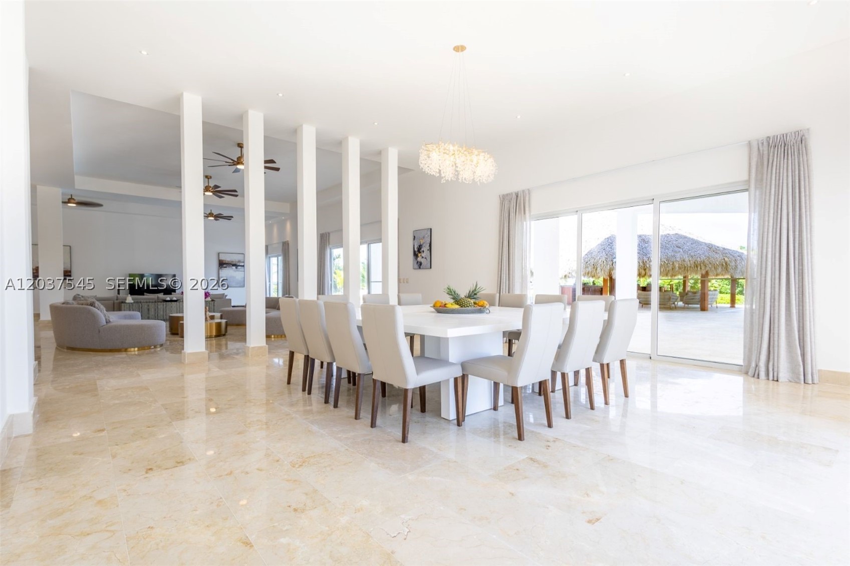 Las canas - Residential