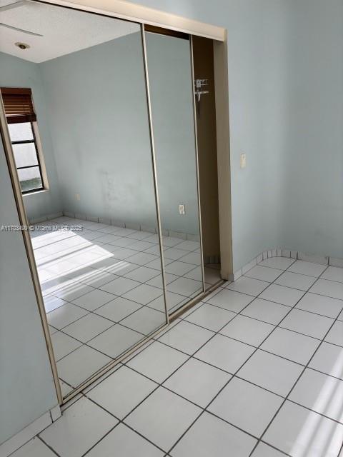 LAKES MEADOW VILG HOMES C - Residential Lease