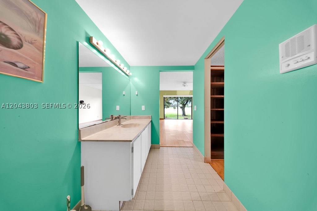 ROYAL SINGAPORE LAKE - Residential