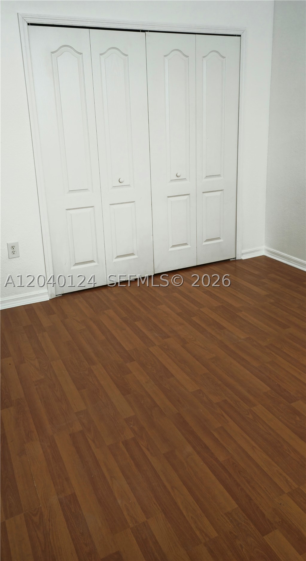 A B AT TAMIAMI TRAIL PHAS - Residential