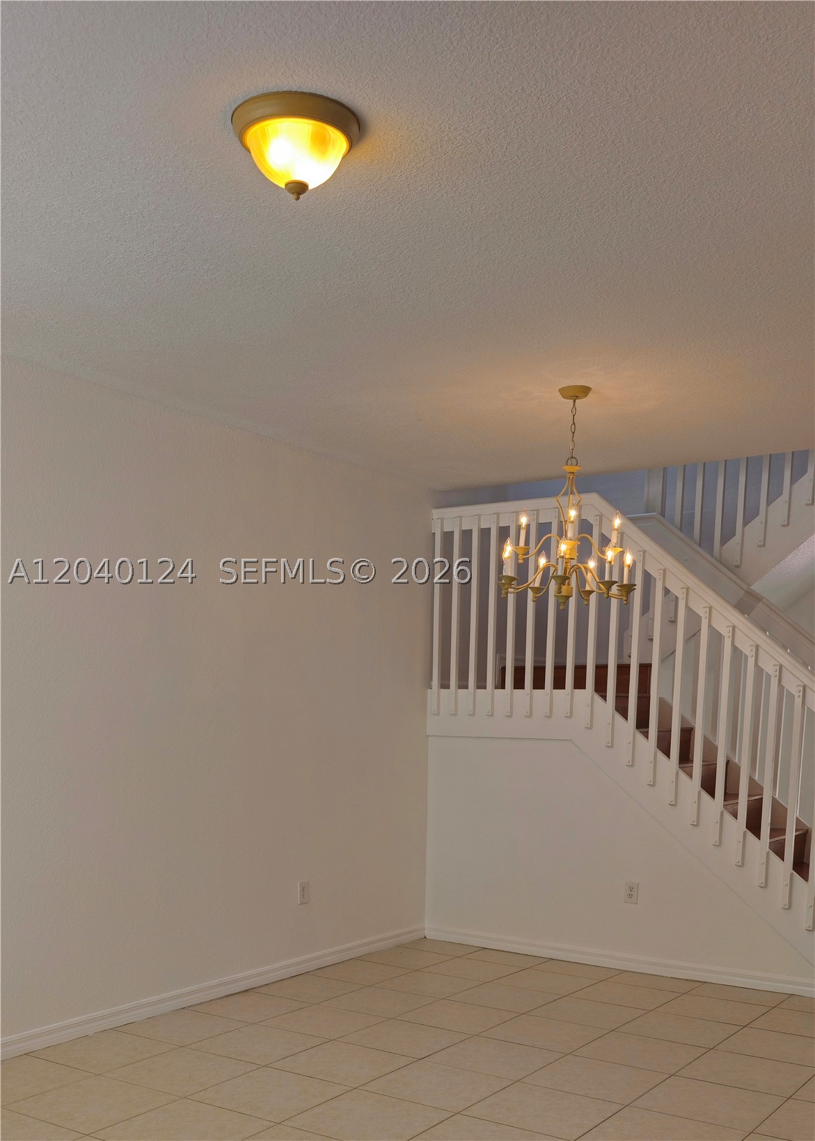 A B AT TAMIAMI TRAIL PHAS - Residential