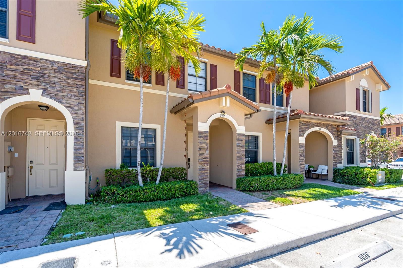 BELLAGIO VILLAS - Residential