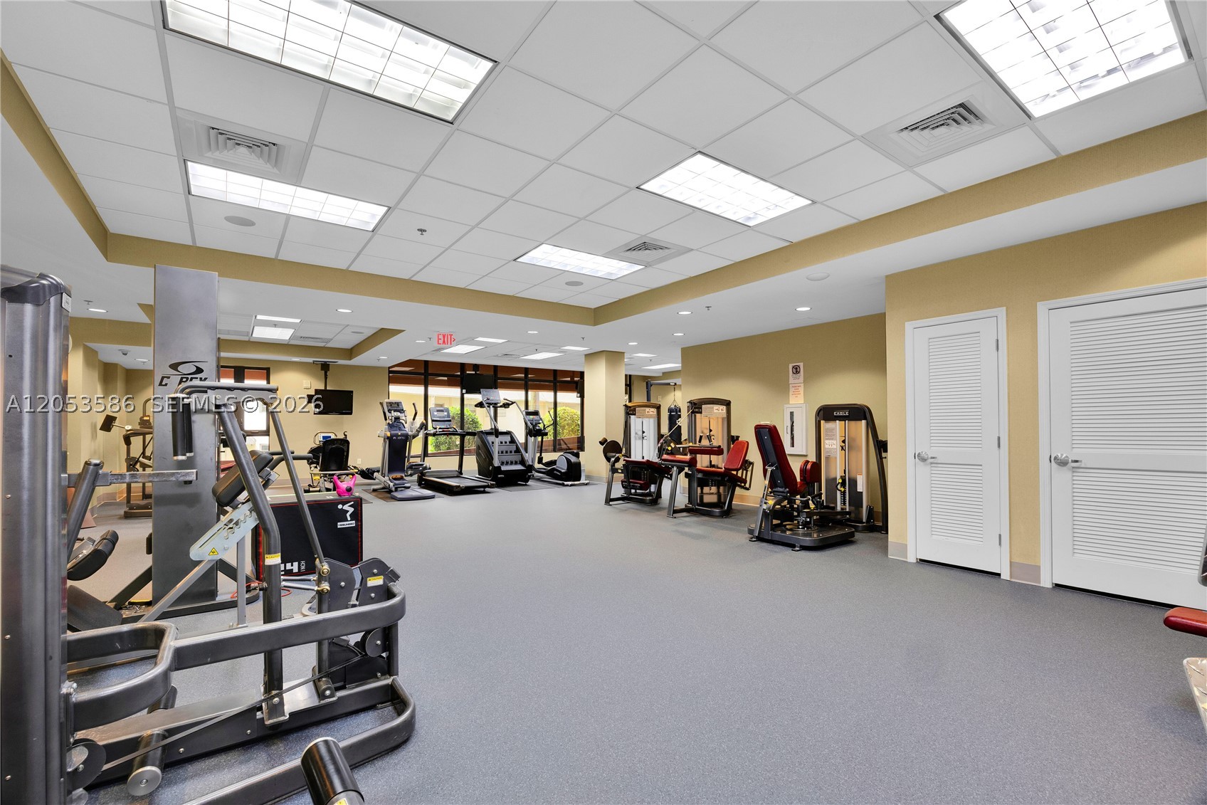 COLONNADE AT DADELAND SE - Residential Lease