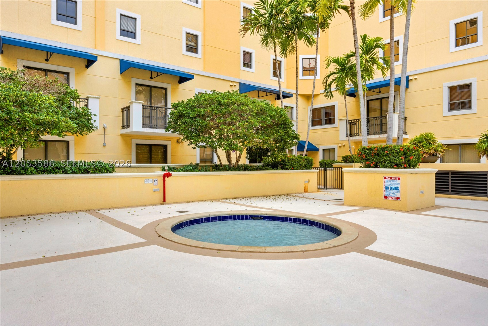 COLONNADE AT DADELAND SE - Residential Lease