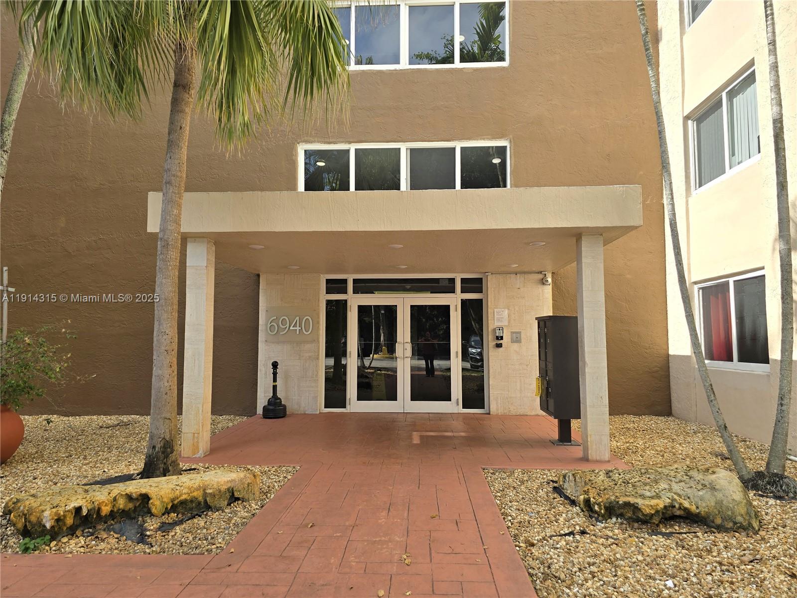 CORAL GATE EAST CONDO - Residential