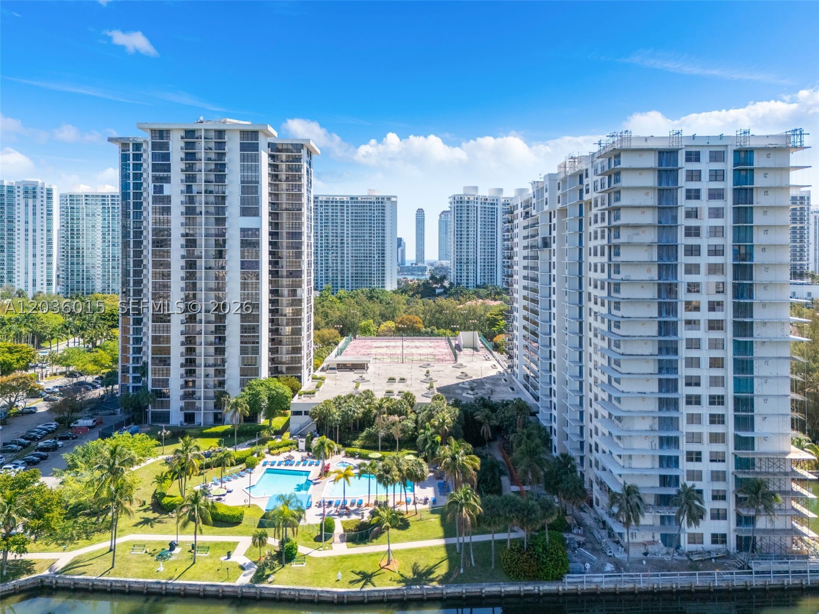 THE CLIPPER AT BISC COVE - Residential Lease