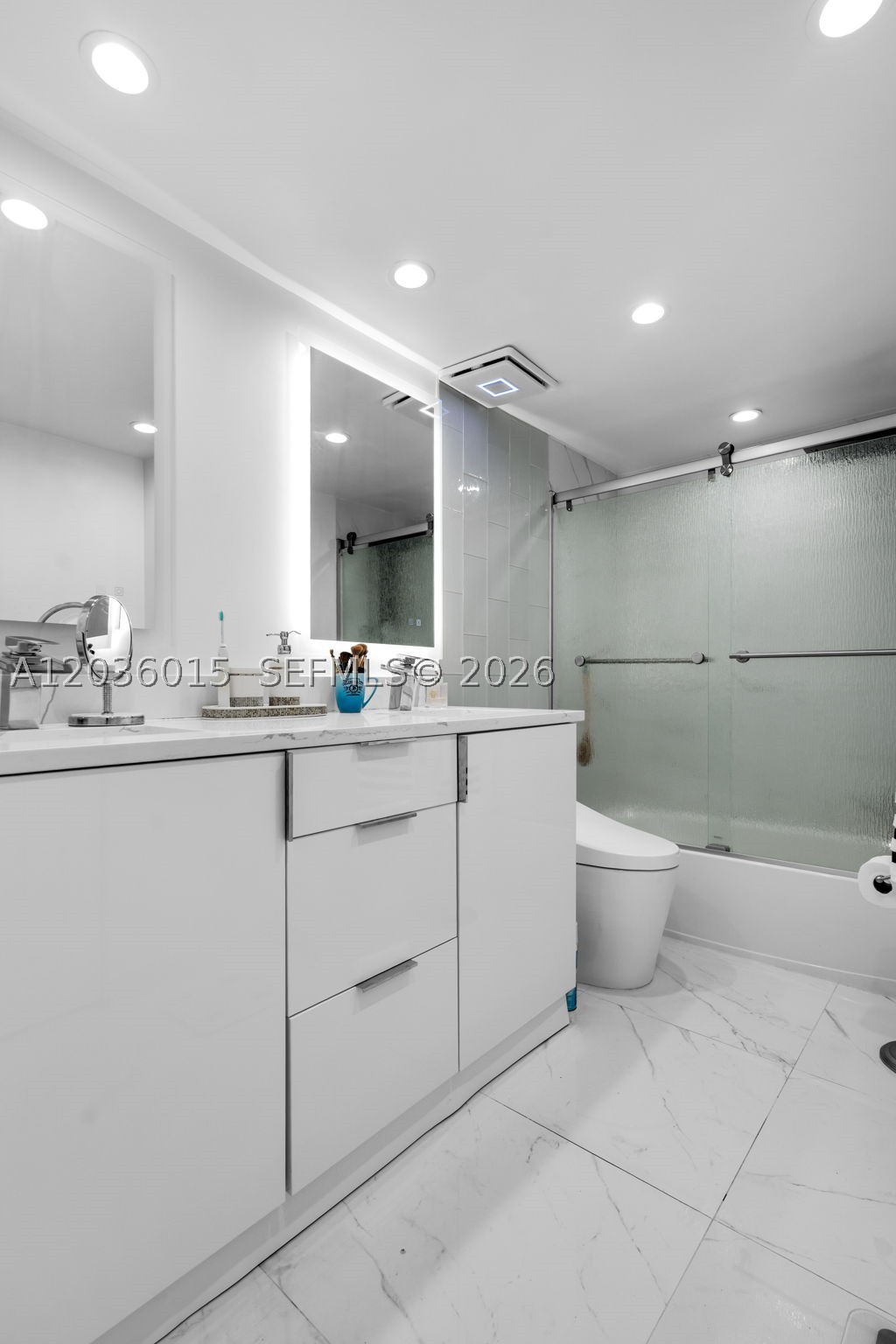 THE CLIPPER AT BISC COVE - Residential Lease