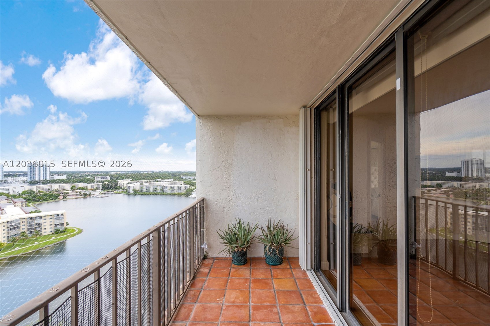 THE CLIPPER AT BISC COVE - Residential Lease