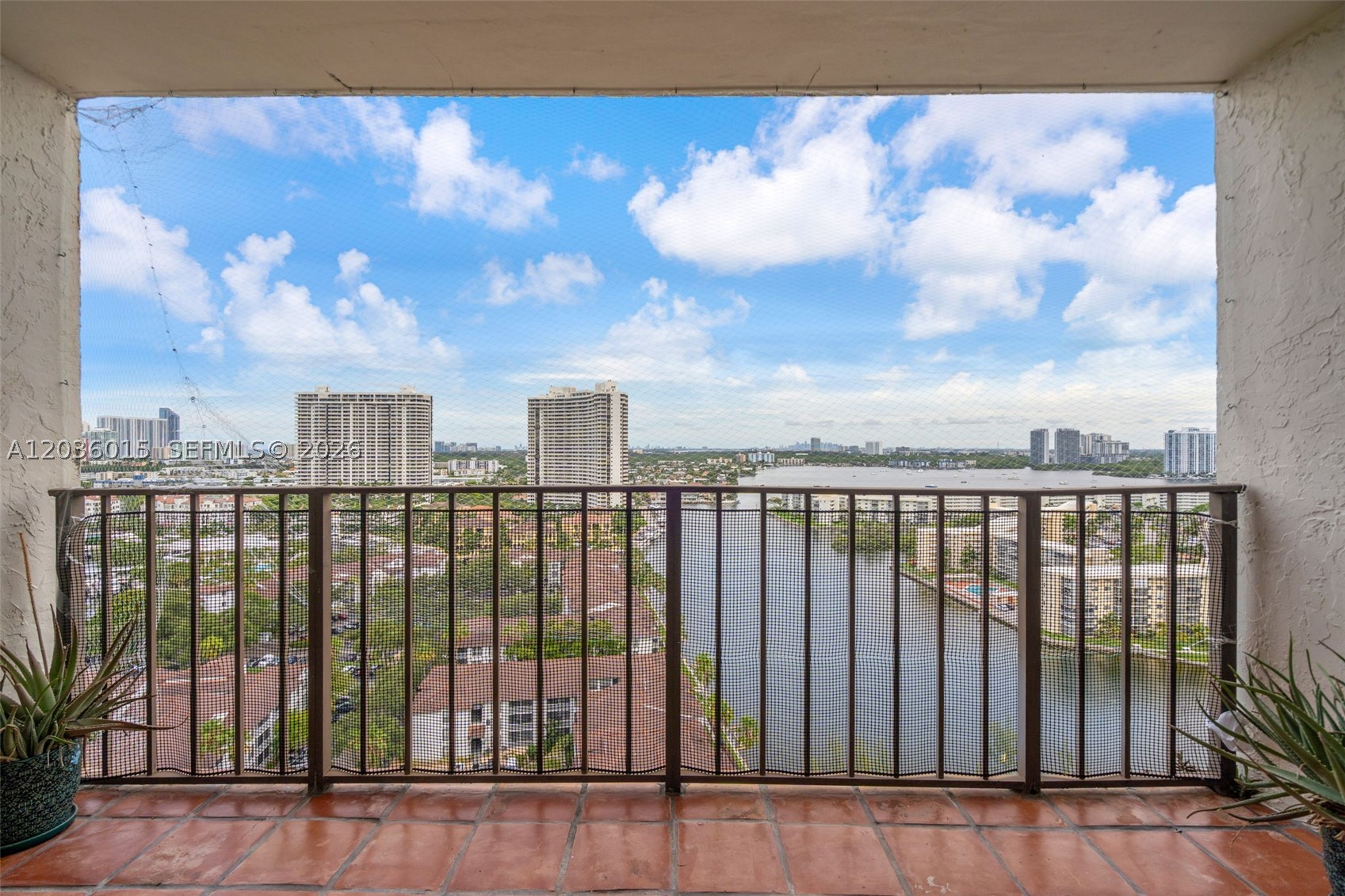 THE CLIPPER AT BISC COVE - Residential Lease