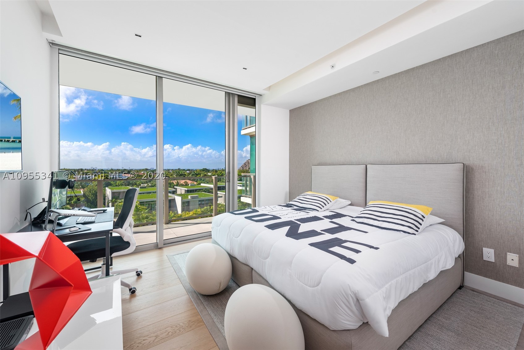 OCEANA KEY BISCAYNE CONDO - Residential