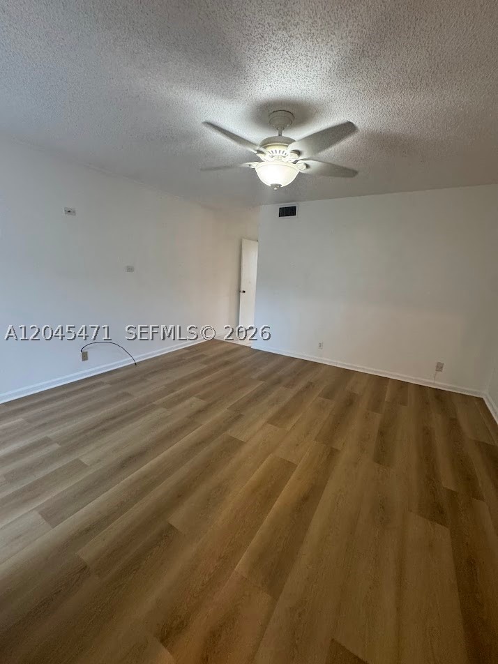 PALM LAKES CONDO - Residential Lease