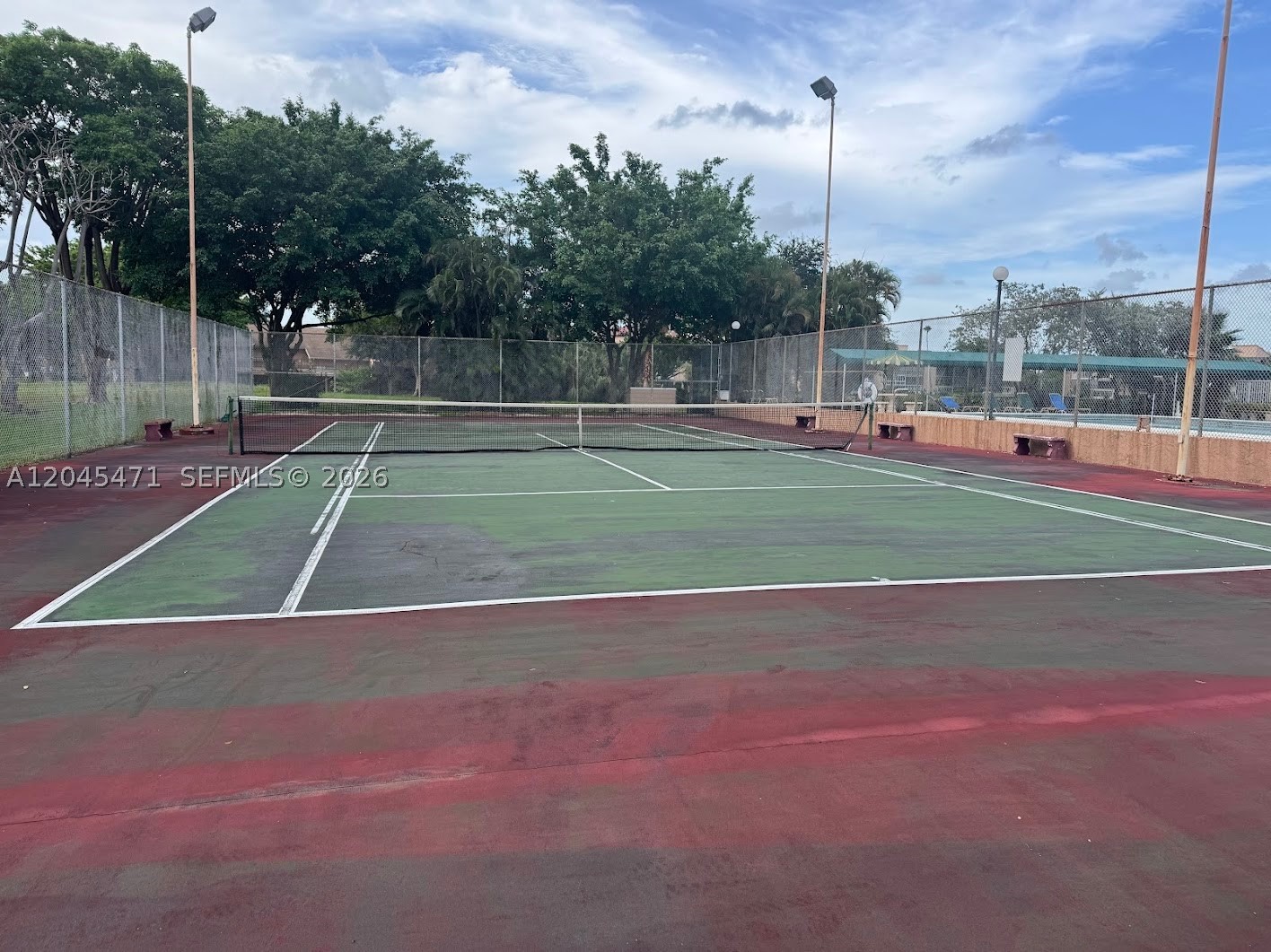 PALM LAKES CONDO - Residential Lease