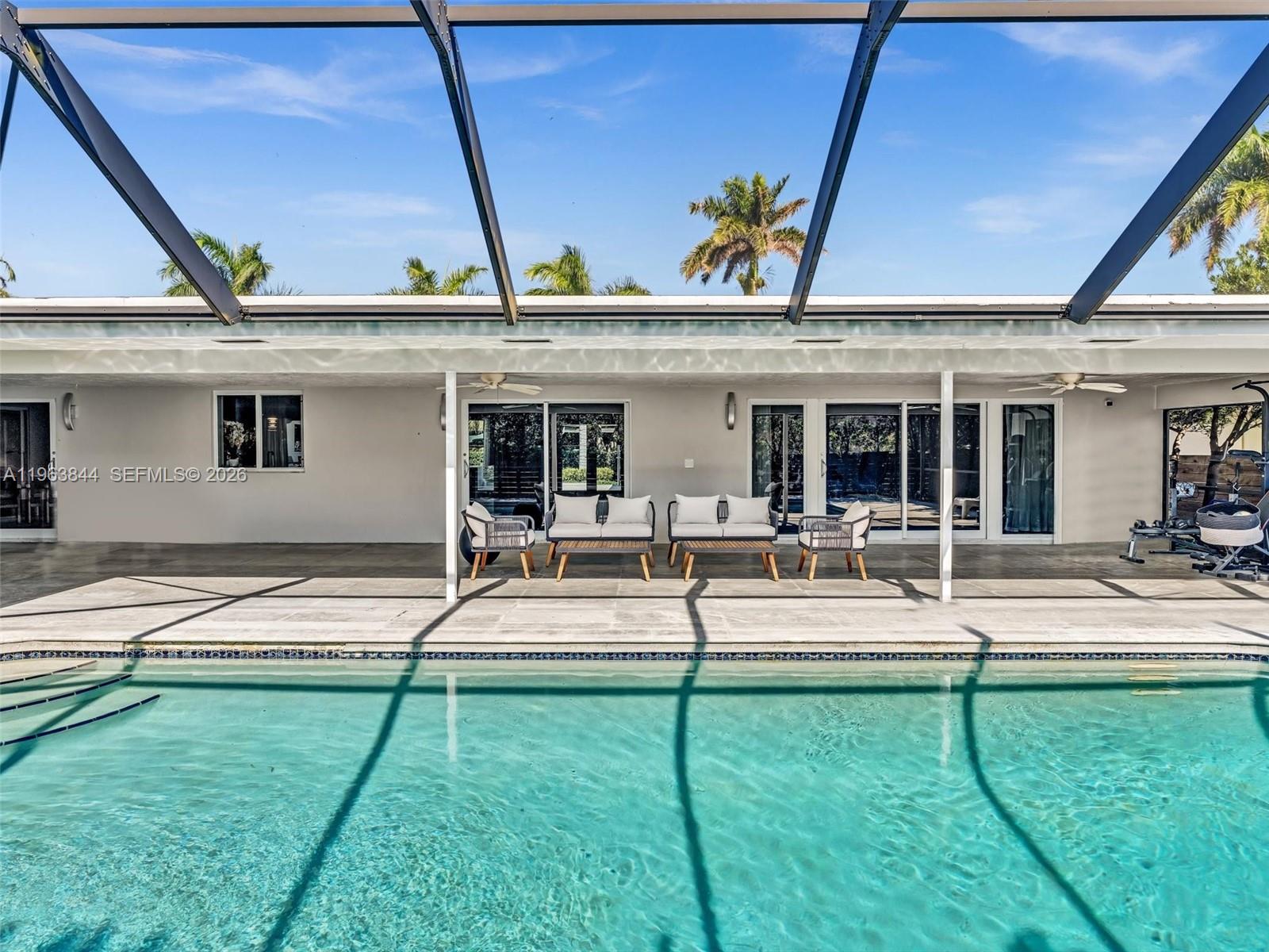 HOLLYWOOD LAKES SECTION - Residential