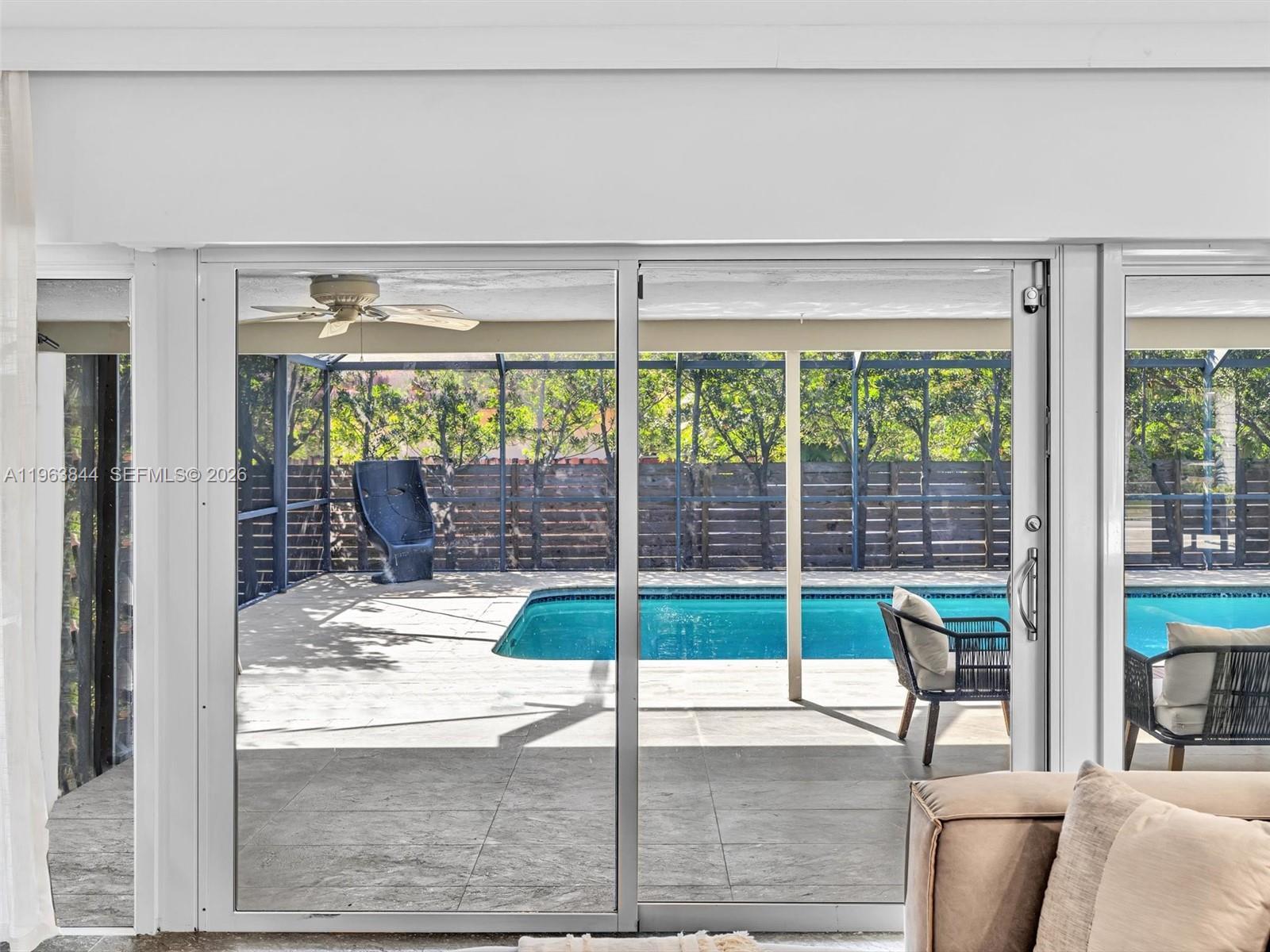 HOLLYWOOD LAKES SECTION - Residential