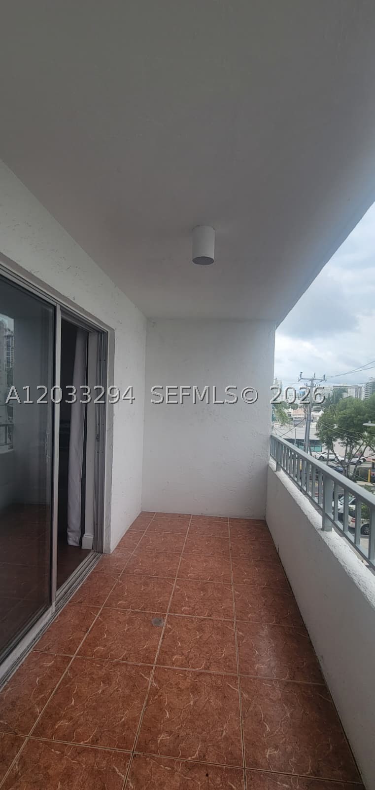LINCOLN PLACE RESIDENCES - Residential Lease