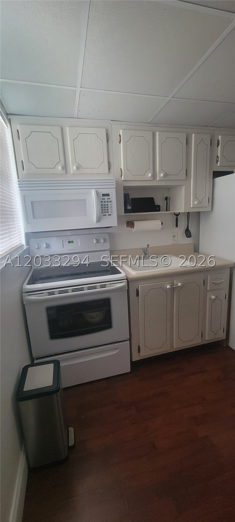 LINCOLN PLACE RESIDENCES - Residential Lease