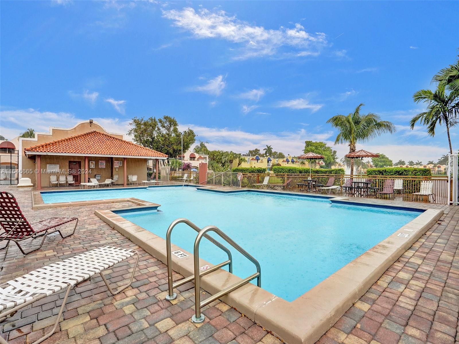 THE RIVIERA AT CORAL LAKES - Residential