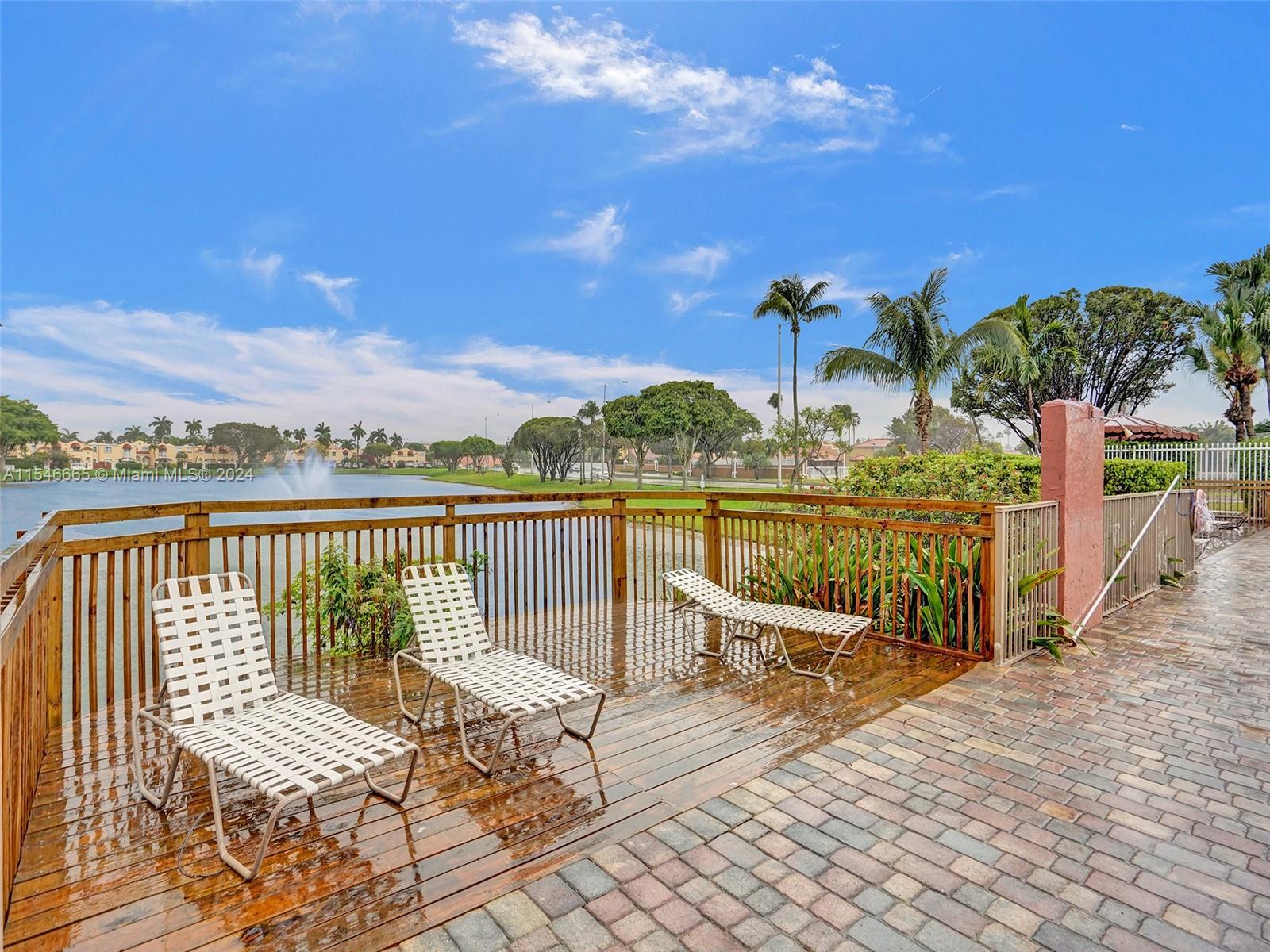 THE RIVIERA AT CORAL LAKES - Residential