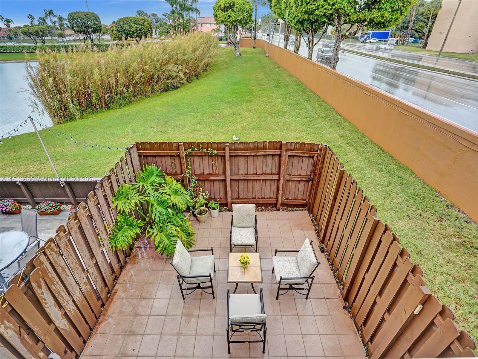 THE RIVIERA AT CORAL LAKES - Residential