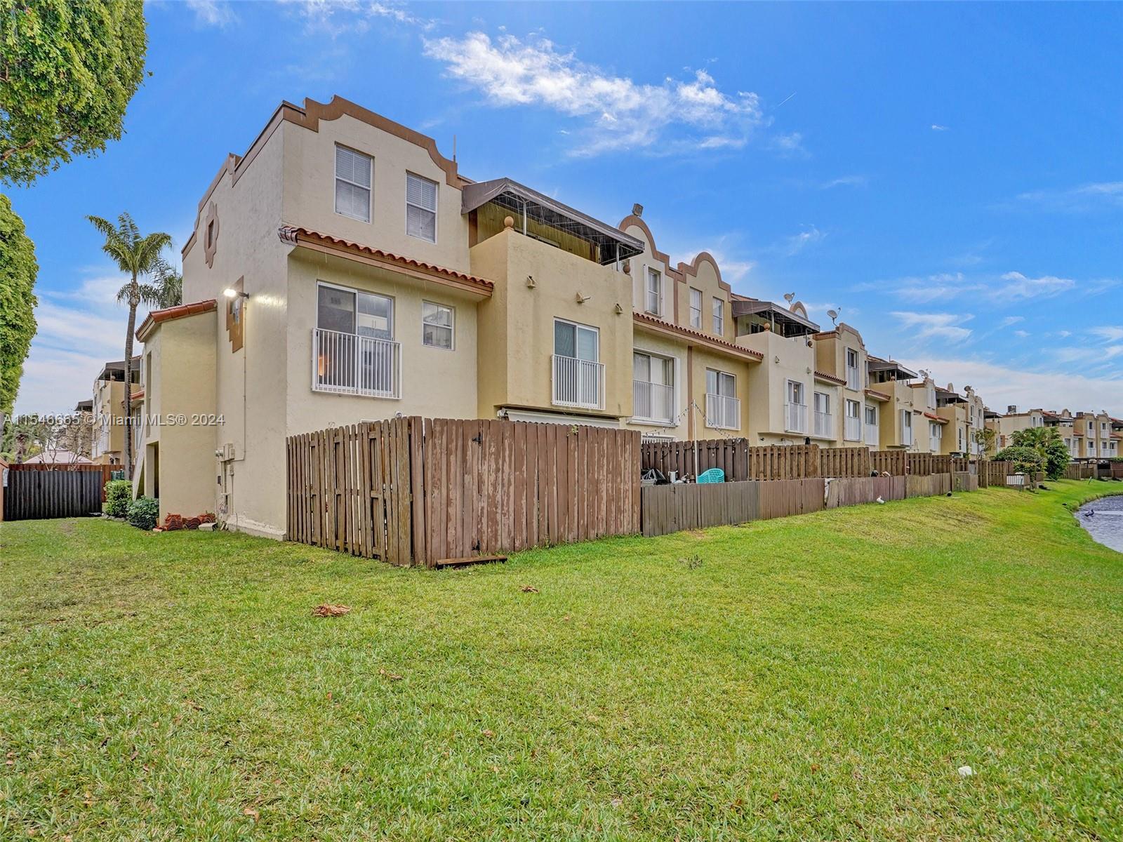 THE RIVIERA AT CORAL LAKES - Residential
