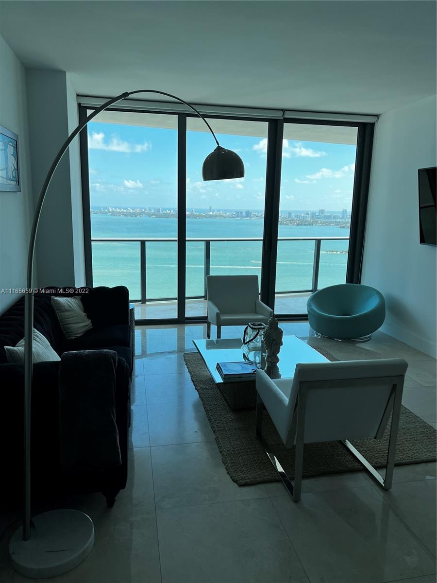 ICON BAY CONDO - Residential