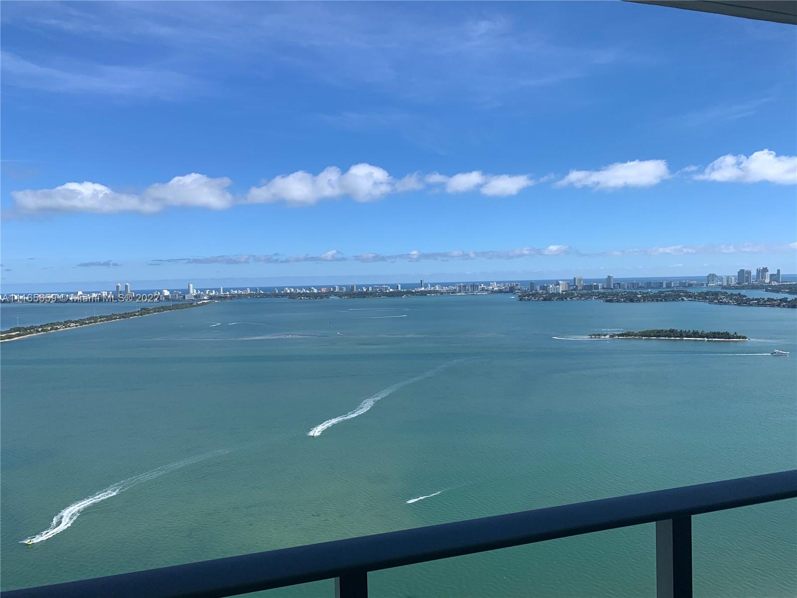 ICON BAY CONDO - Residential