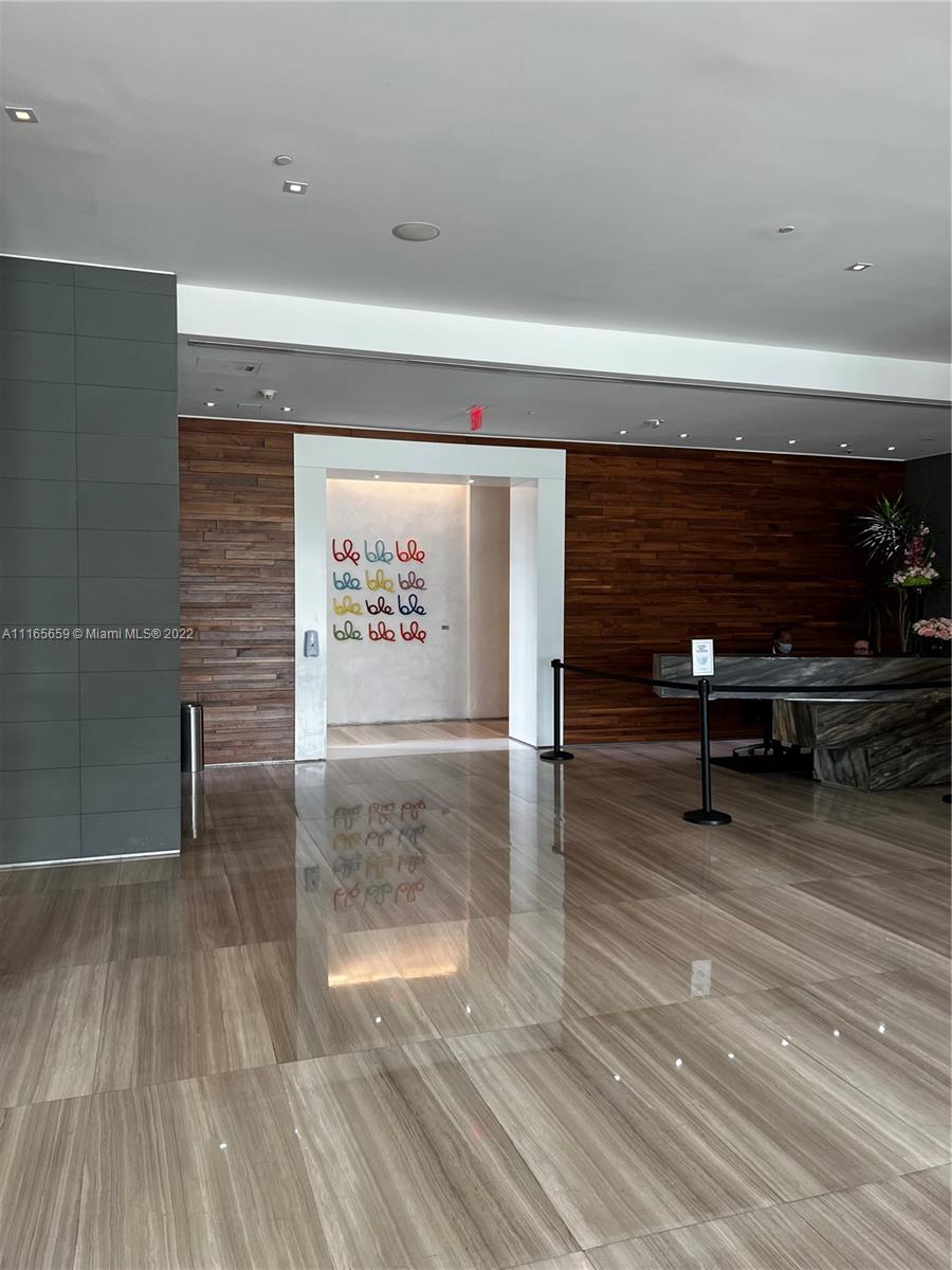 ICON BAY CONDO - Residential