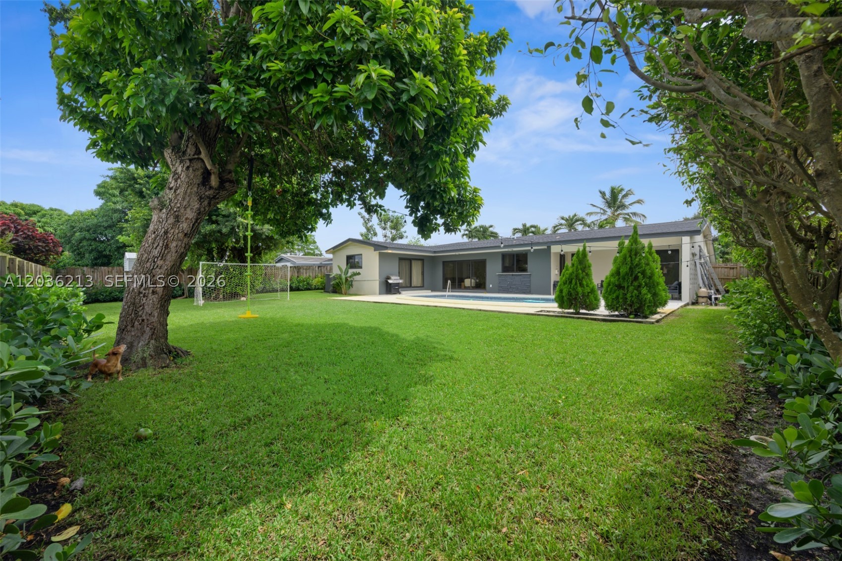 SKY LAKE - Residential Lease
