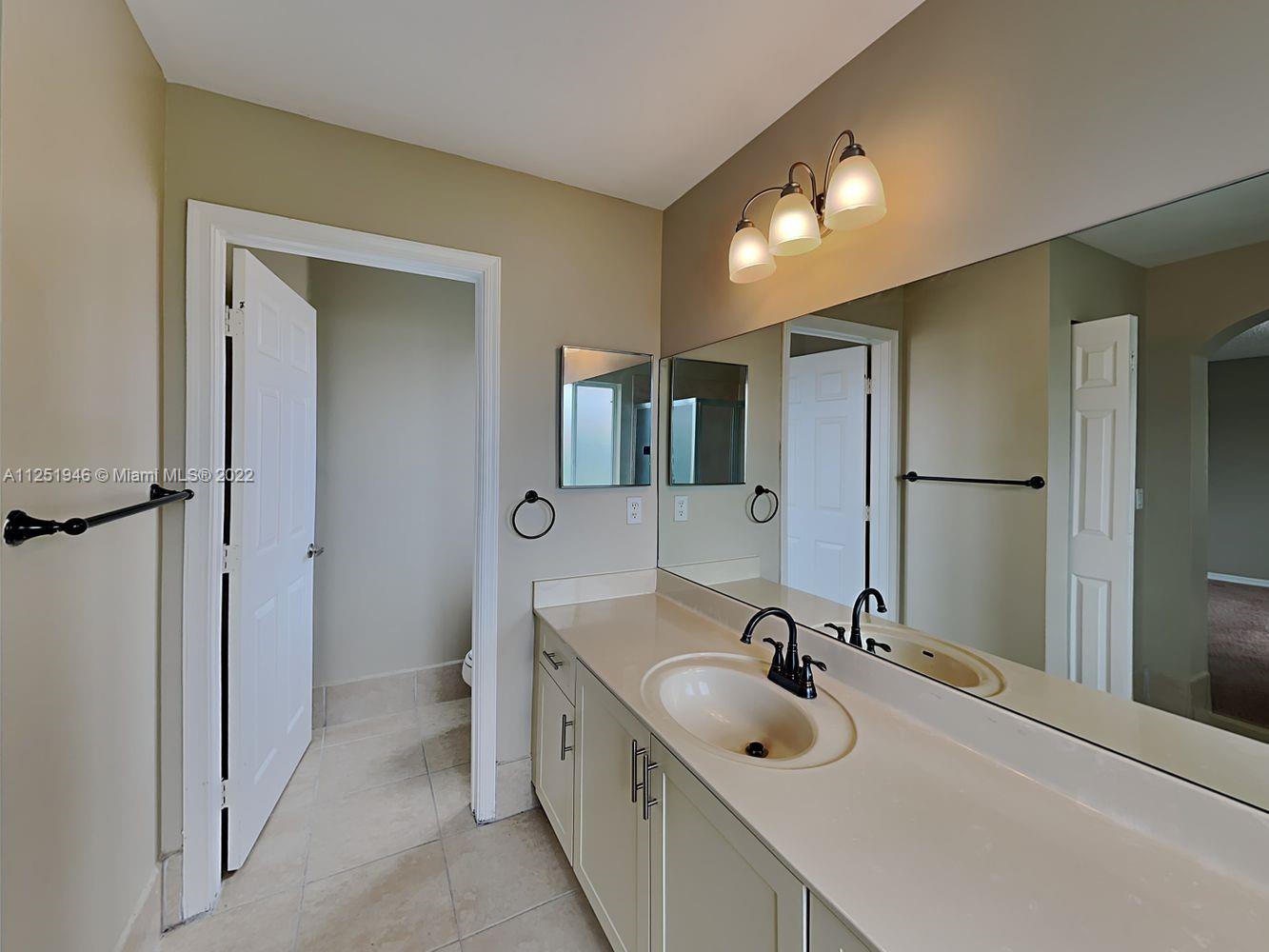 HEFTLER HOMES AT PEMBROKE - Residential Lease