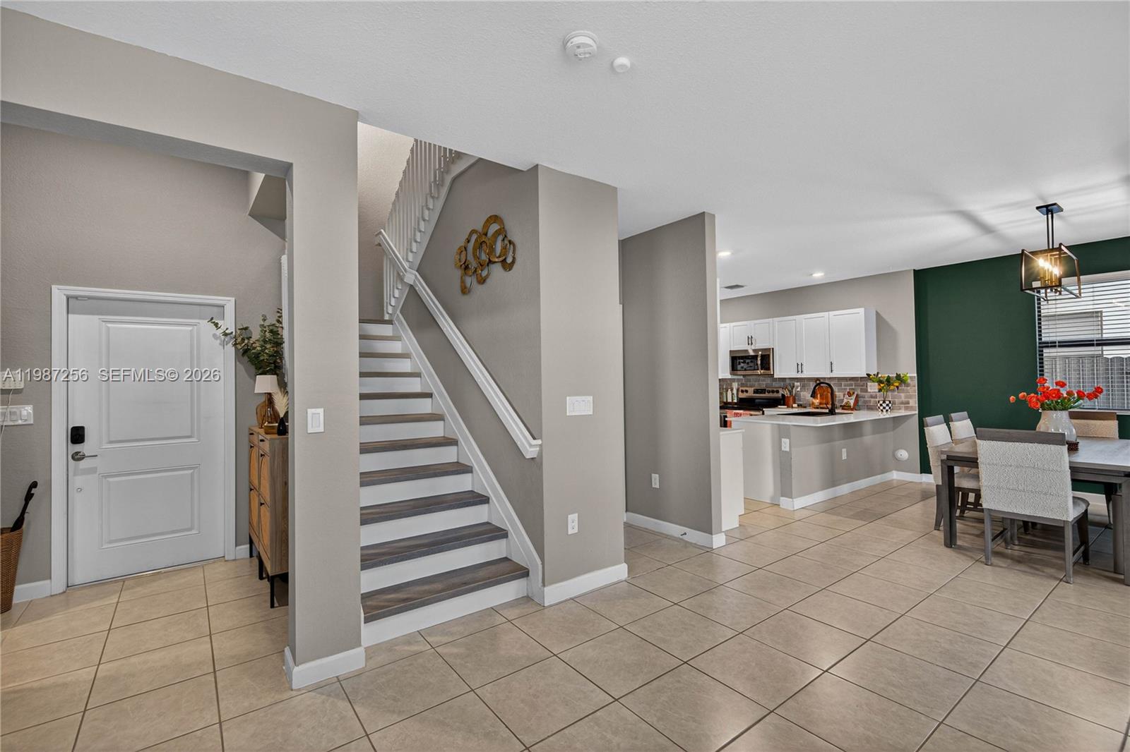 SILVER PALMS NORTH - Residential