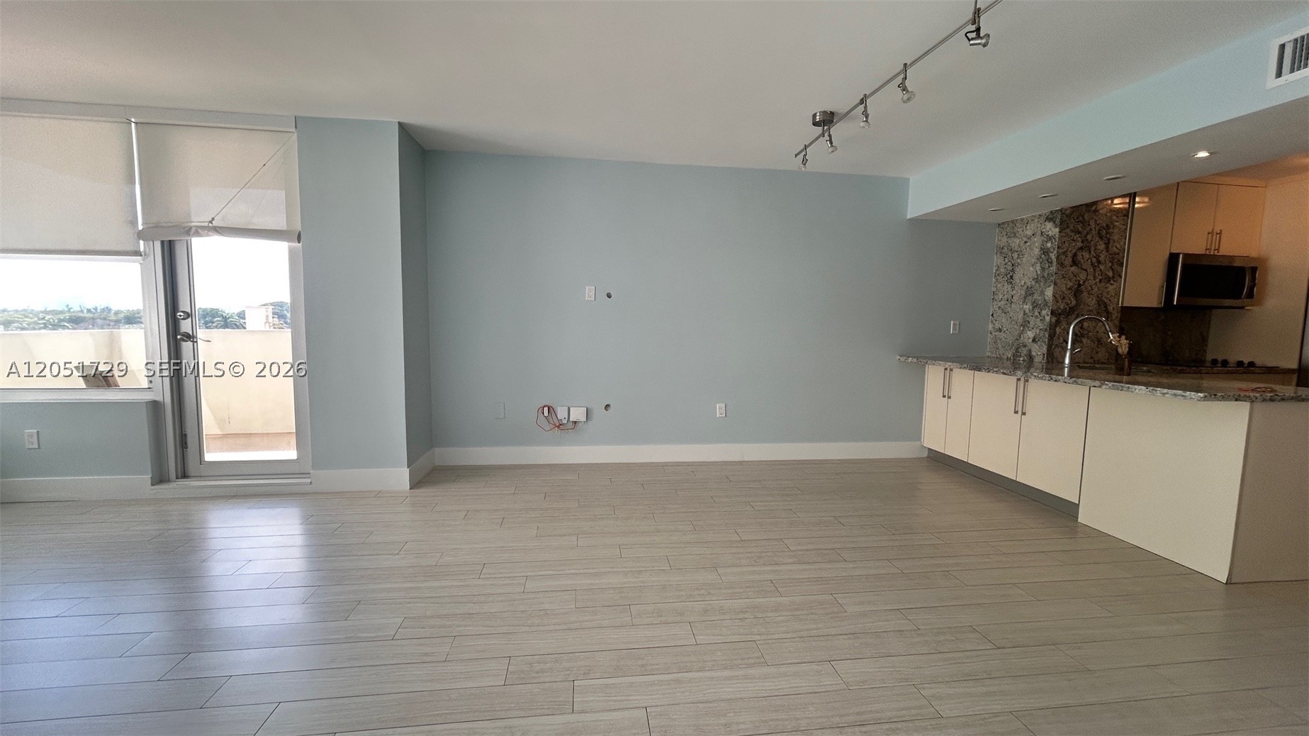 TRITON TOWER CONDO - Residential Lease