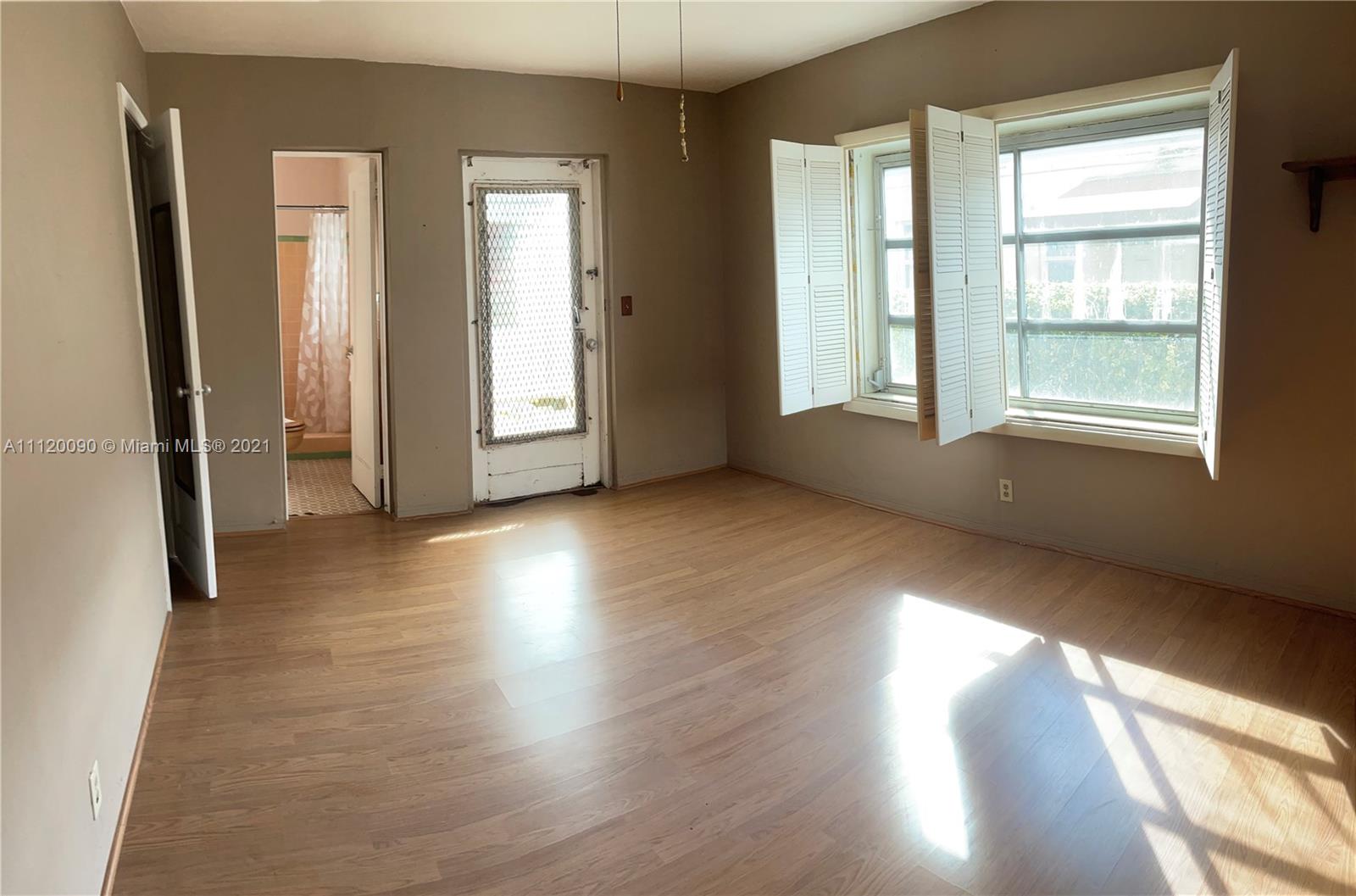 HOLLYWOOD SOUTH SIDE ADD - Residential Income