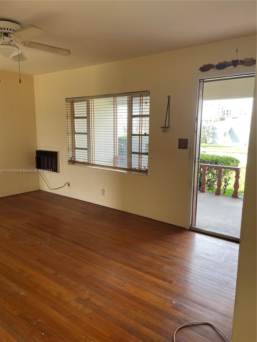 HOLLYWOOD SOUTH SIDE ADD - Residential Income