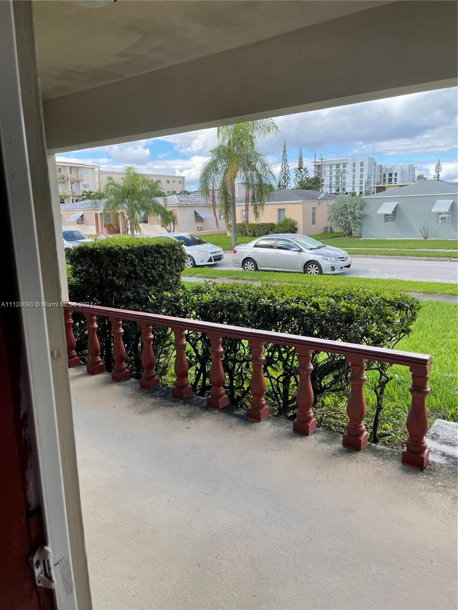 HOLLYWOOD SOUTH SIDE ADD - Residential Income