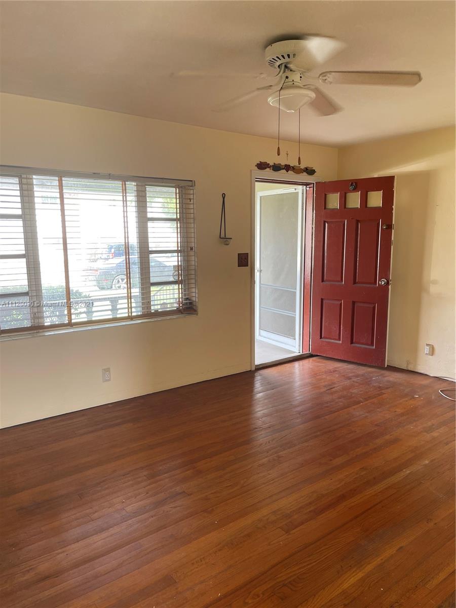 HOLLYWOOD SOUTH SIDE ADD - Residential Income