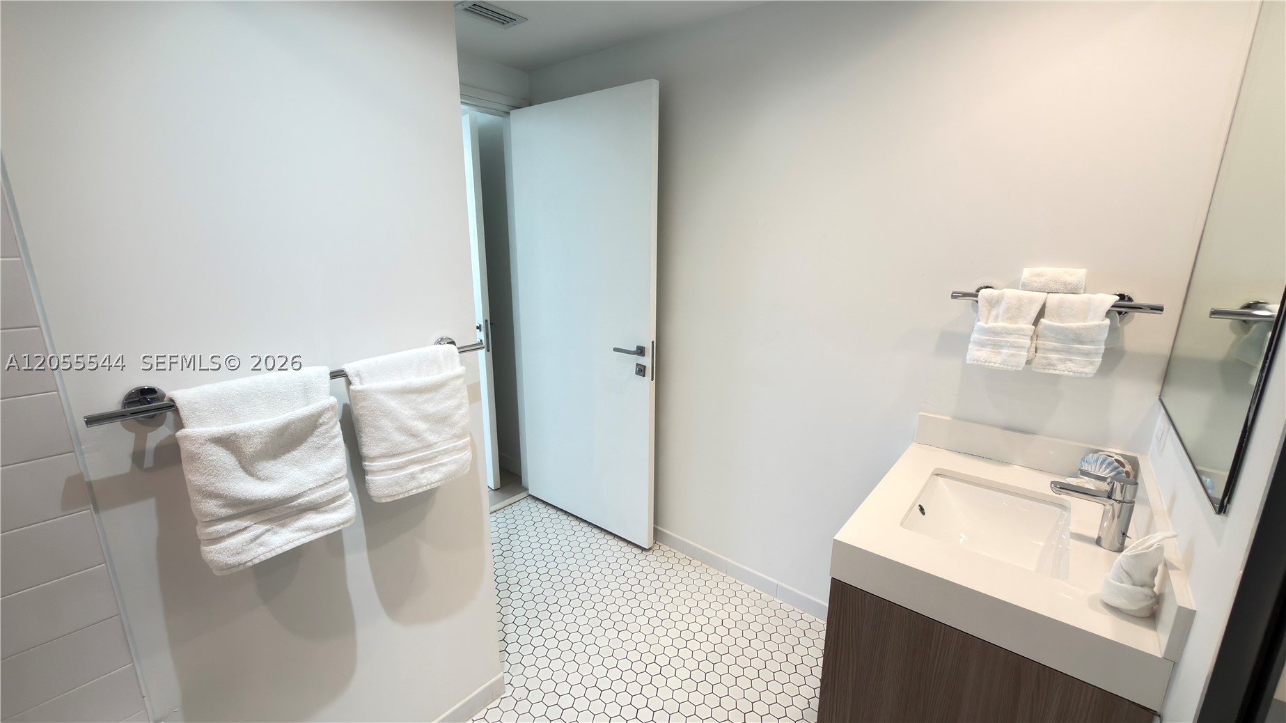 TIFFANY HOUSE CONDO - Residential