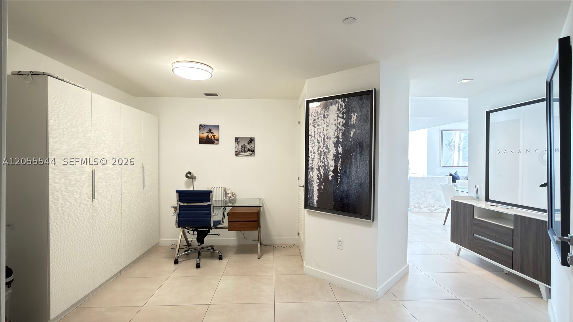 TIFFANY HOUSE CONDO - Residential