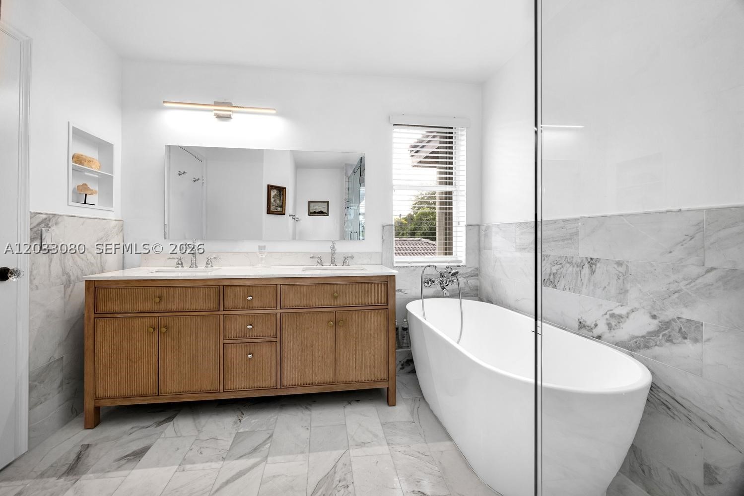 SILVER LAKES PHASE III - Residential