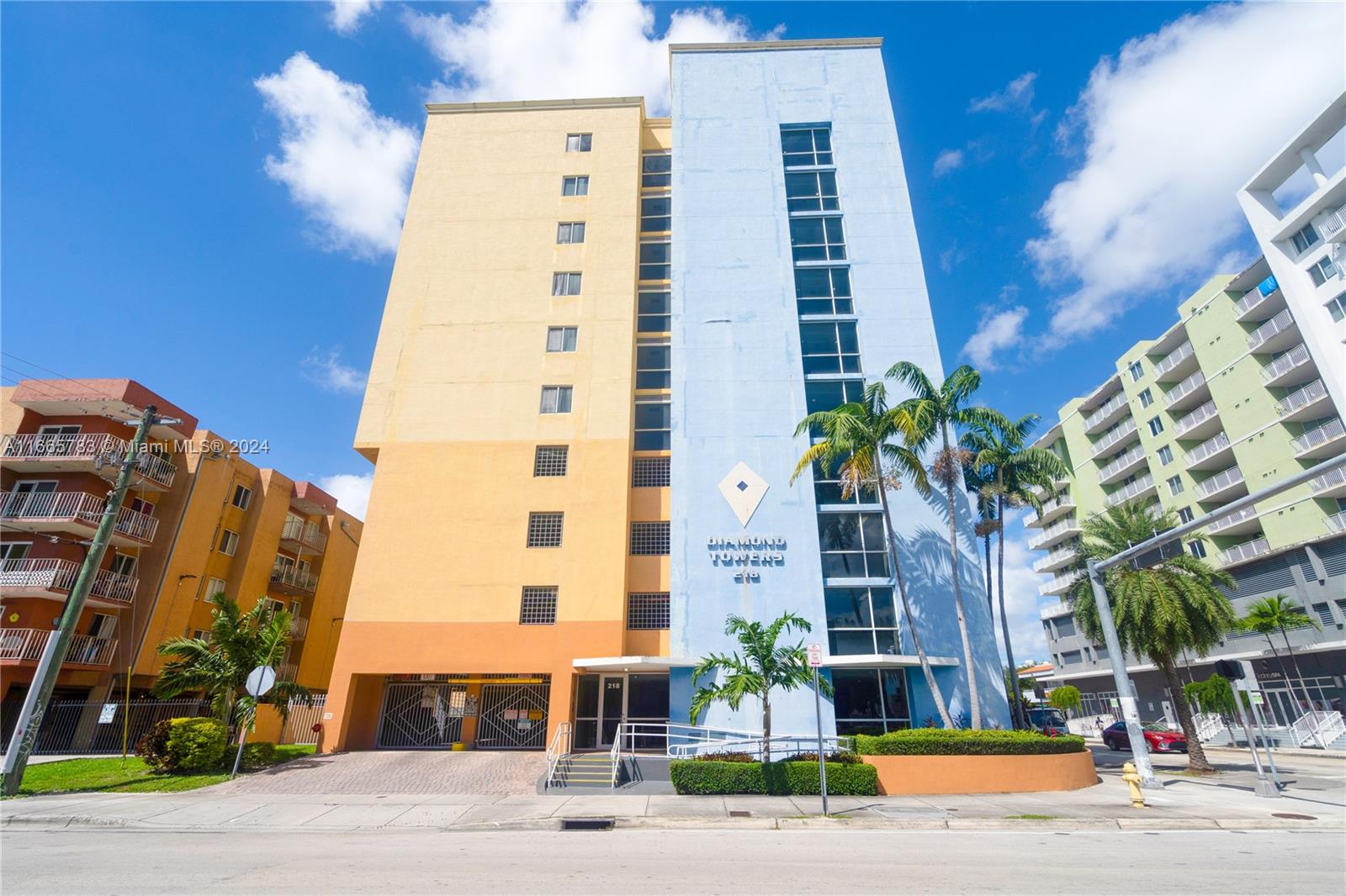 DIAMOND TOWER CONDO - Residential