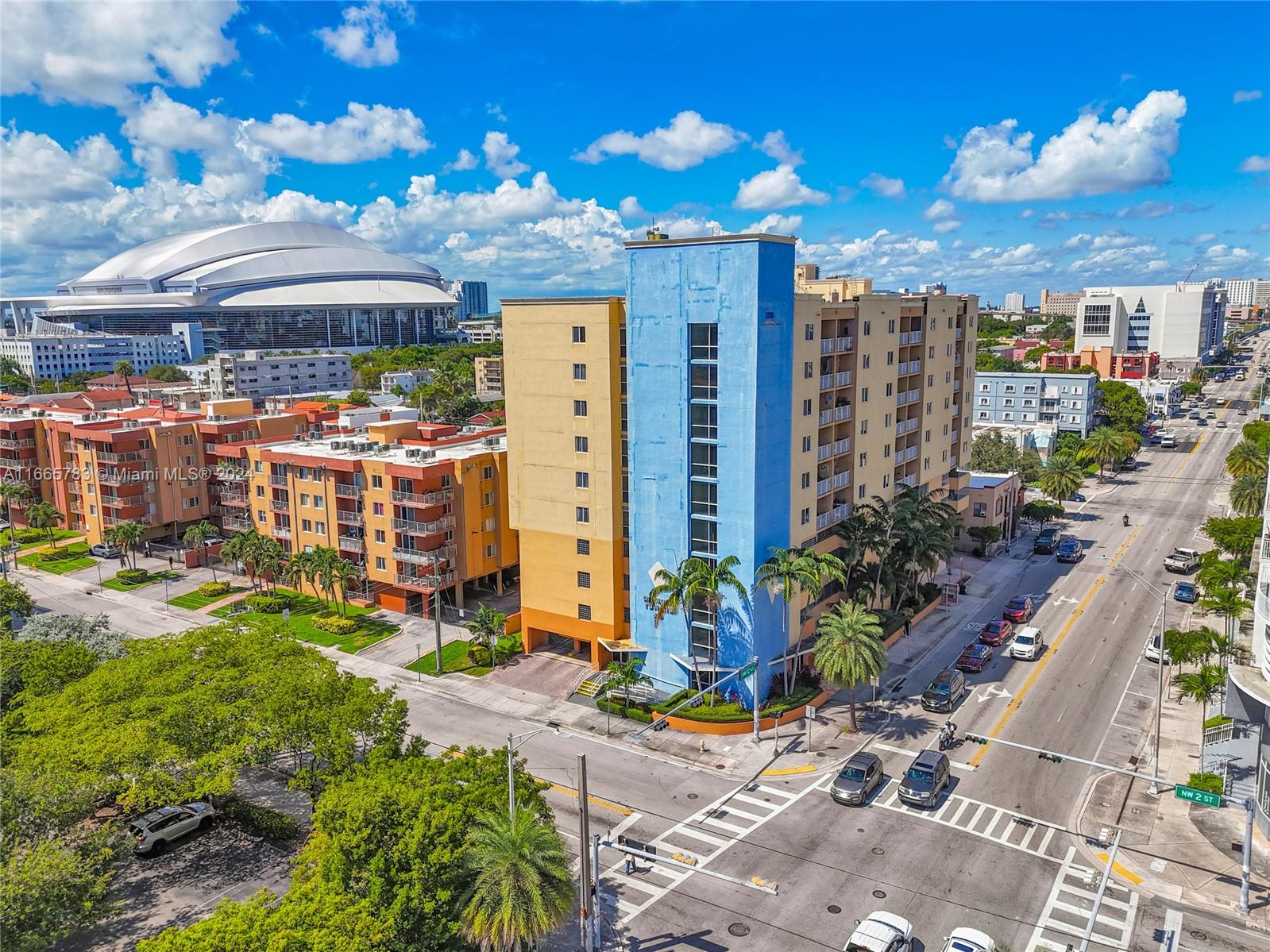 Leased at $1,900/month until November 2025, this charming 1-bedroom, 1-bathroom unit sits in the vibrant heart of Miami. Recently refreshed with a new coat of paint and sleek wood laminate floors, it offers a spacious balcony ideal for relaxation or entertaining. Located just minutes from Brickell Avenue and Downtown Miami, you’ll enjoy unparalleled access to premier dining, shopping, and entertainment. An exceptional opportunity to be part of one of Miami's most desirable neighborhoods!