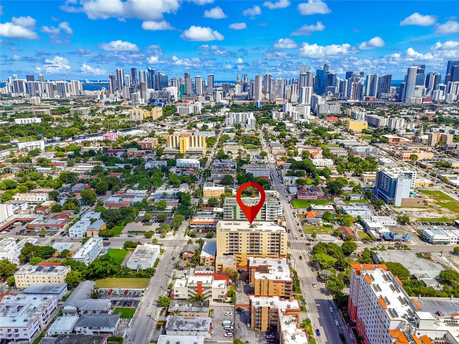 DIAMOND TOWER CONDO - Residential