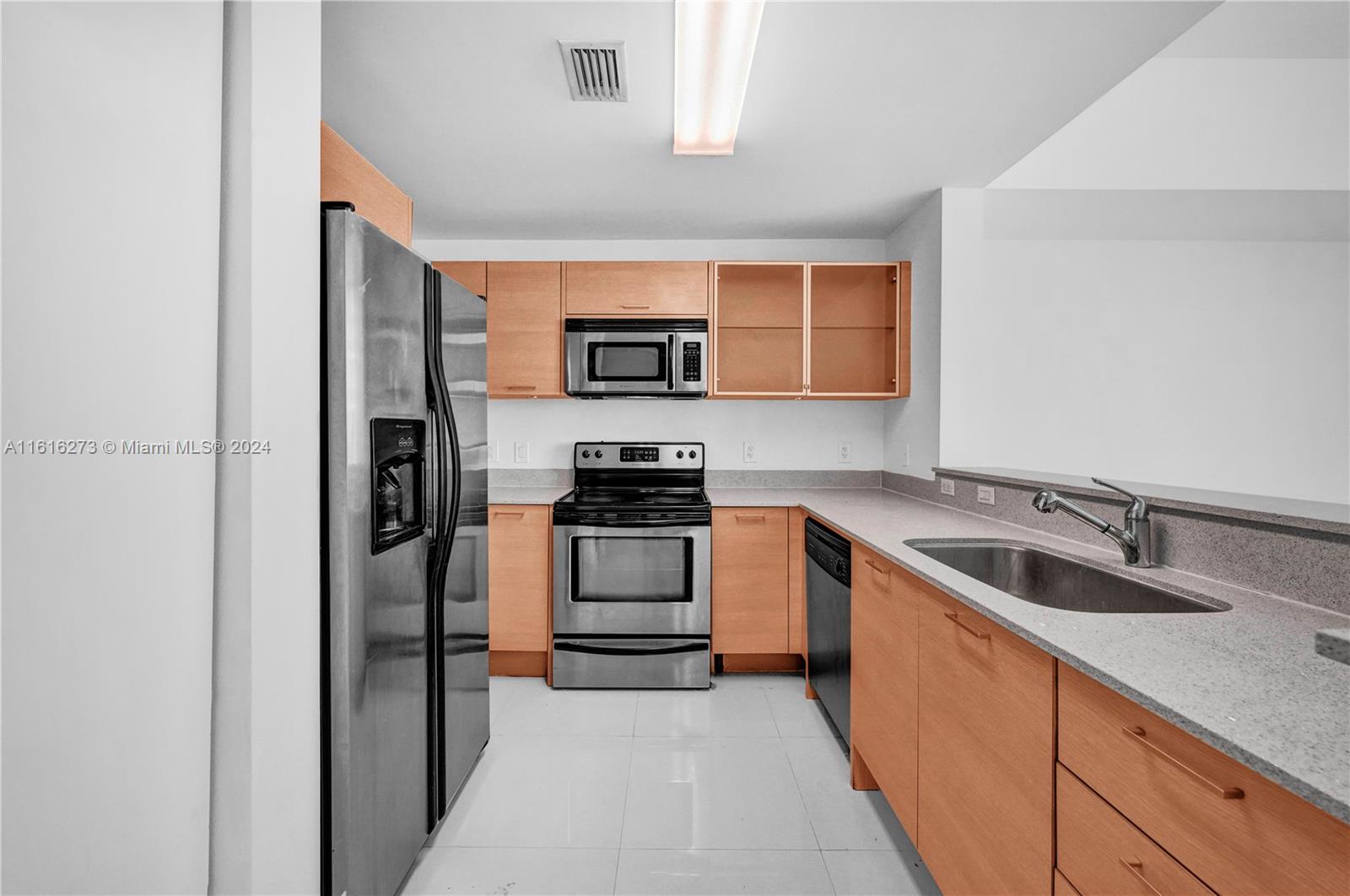 CITY 24 CONDO - Residential Lease