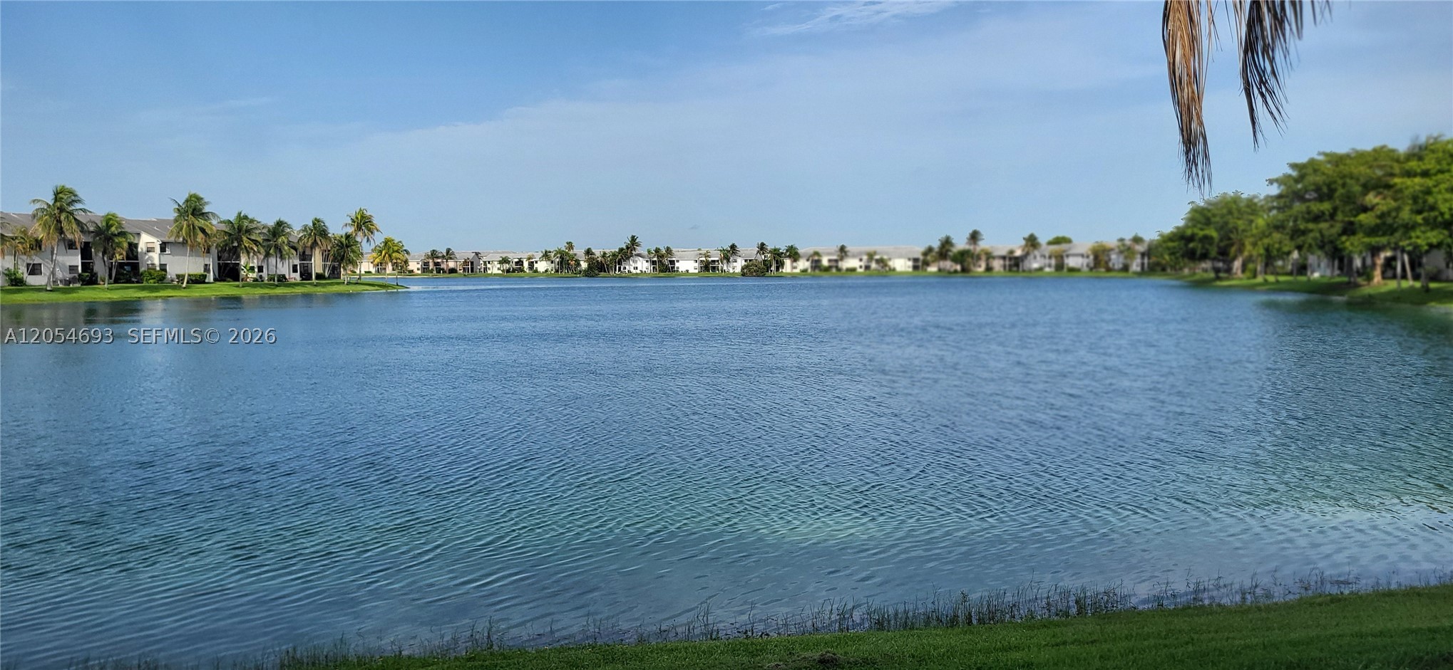 LAKESHORE CONDO #9 - Residential