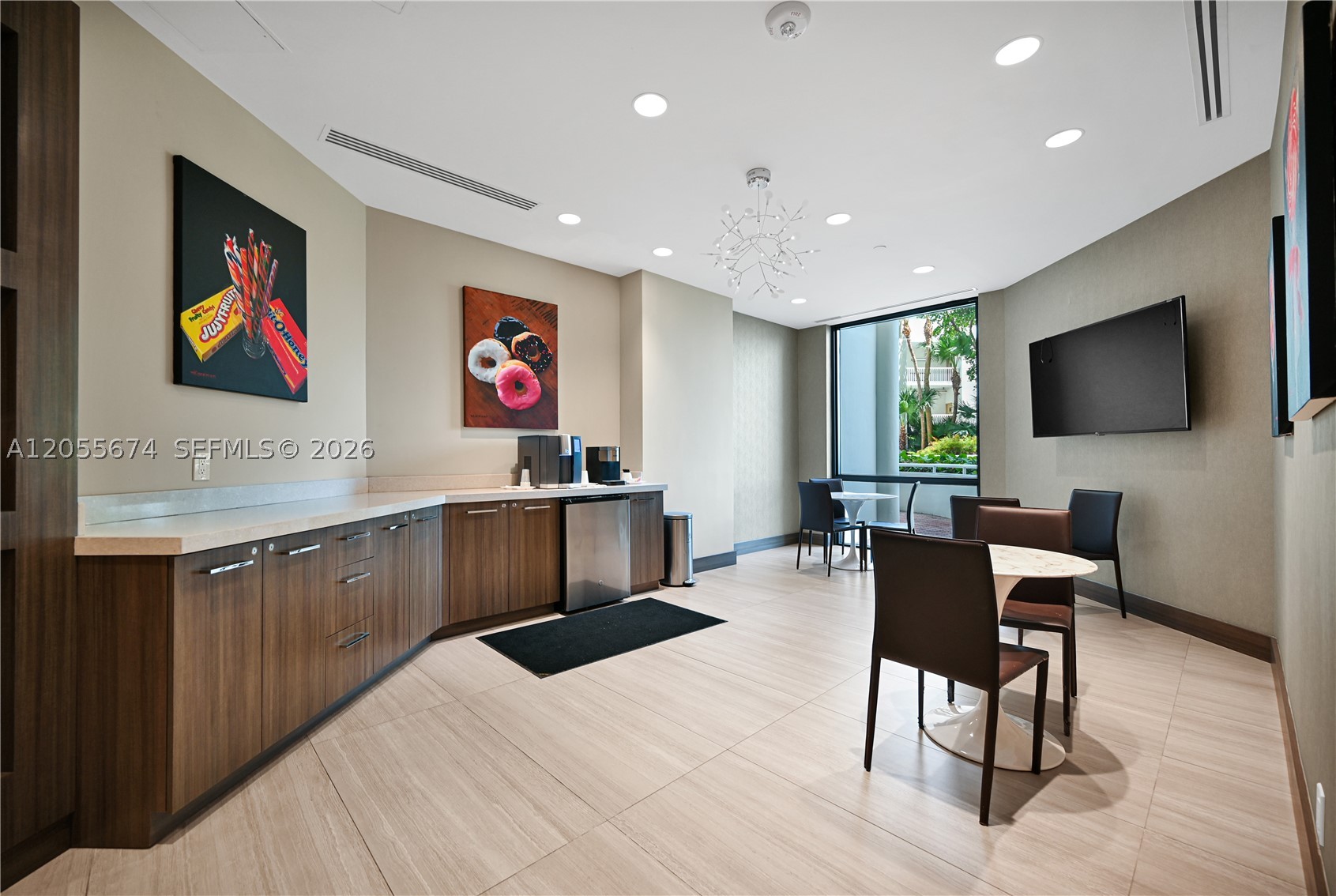 3000 ISL BLVD WILLIAMS IS - Residential