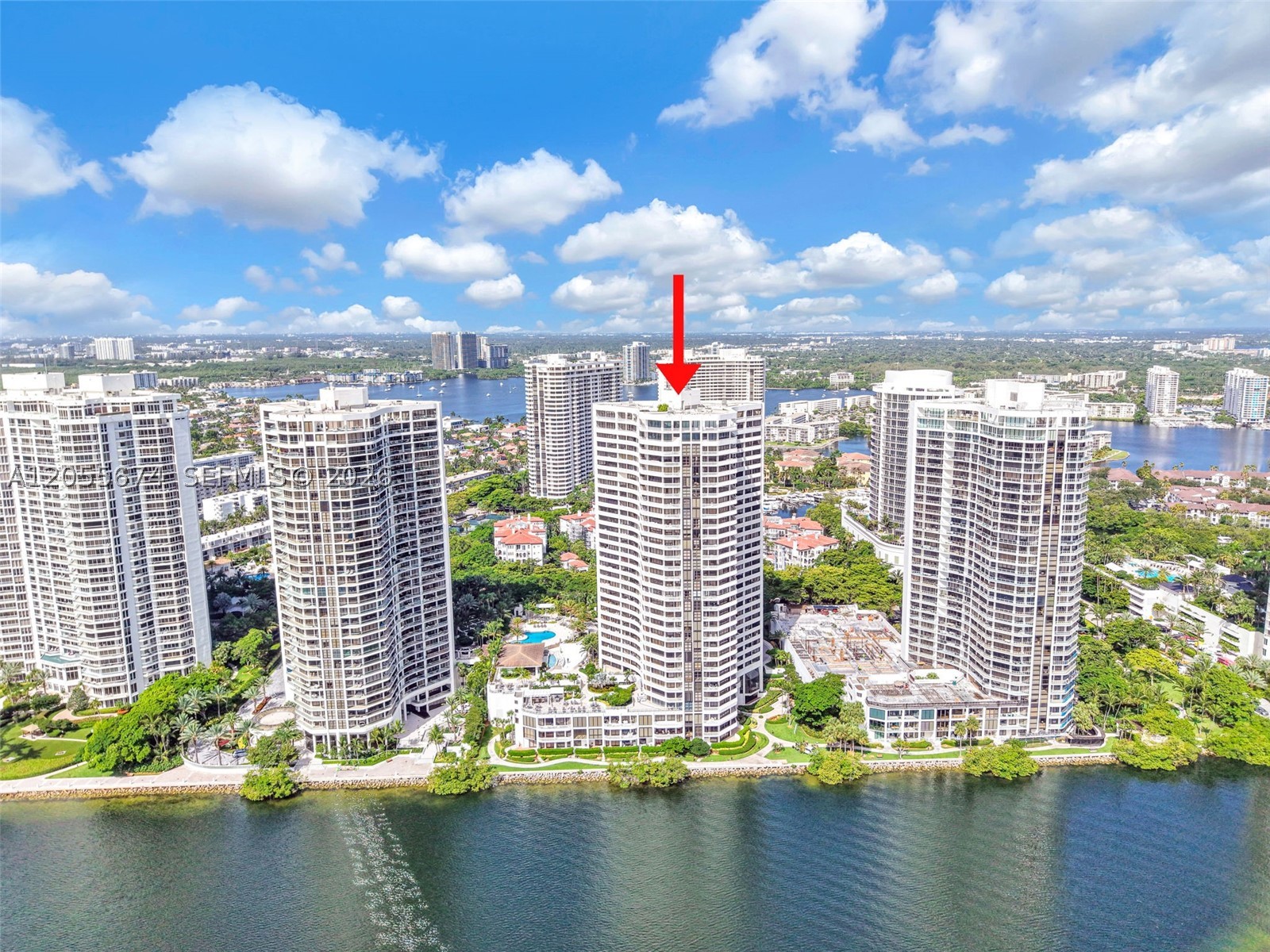3000 ISL BLVD WILLIAMS IS - Residential