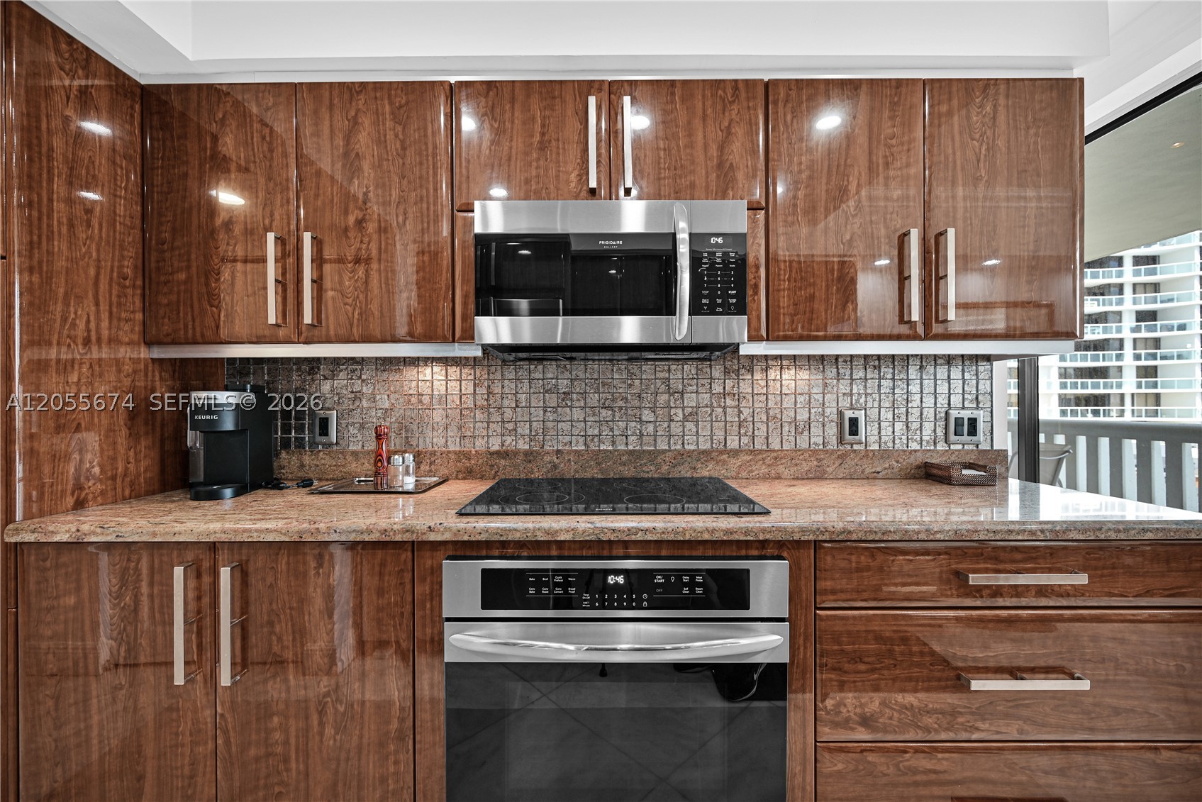 3000 ISL BLVD WILLIAMS IS - Residential