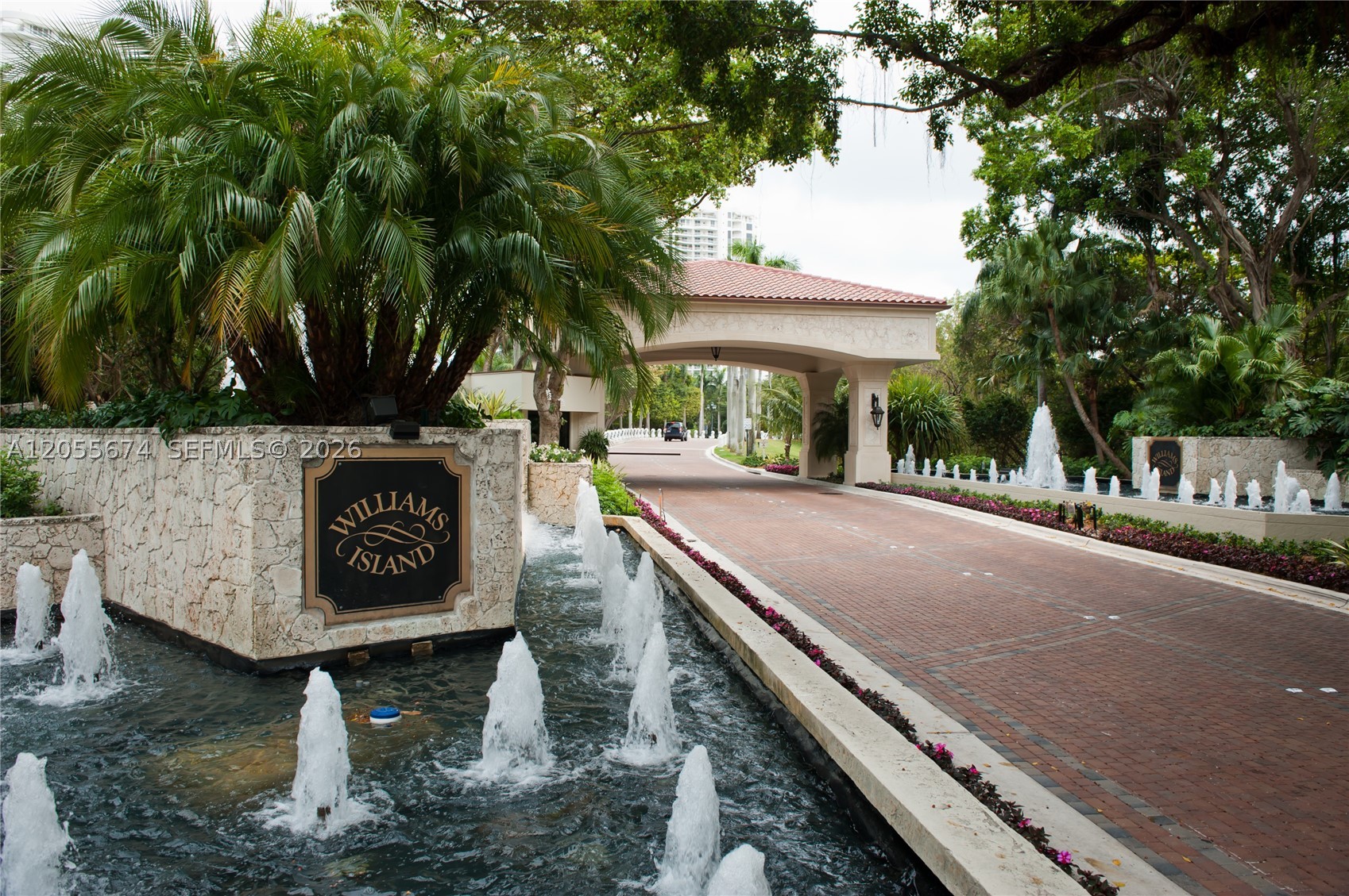 3000 ISL BLVD WILLIAMS IS - Residential