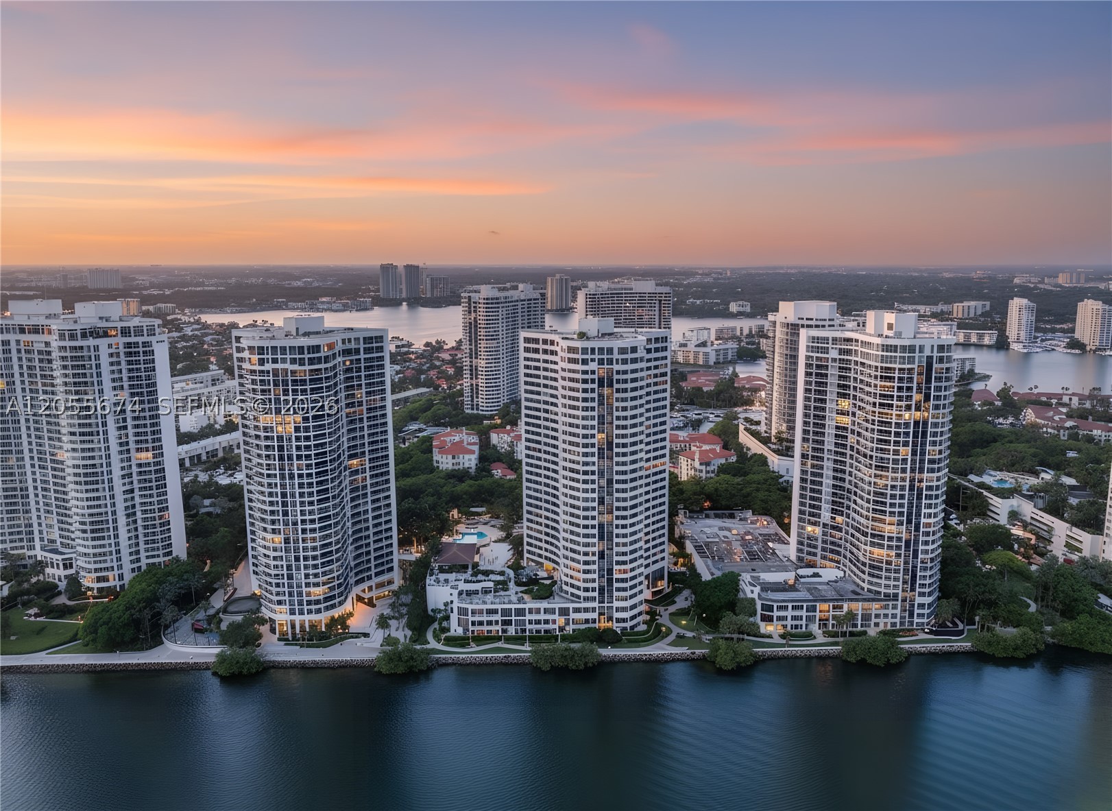 3000 ISL BLVD WILLIAMS IS - Residential