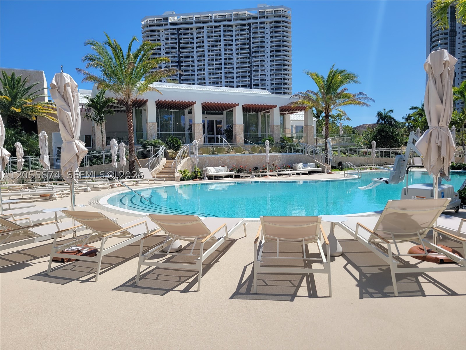 3000 ISL BLVD WILLIAMS IS - Residential